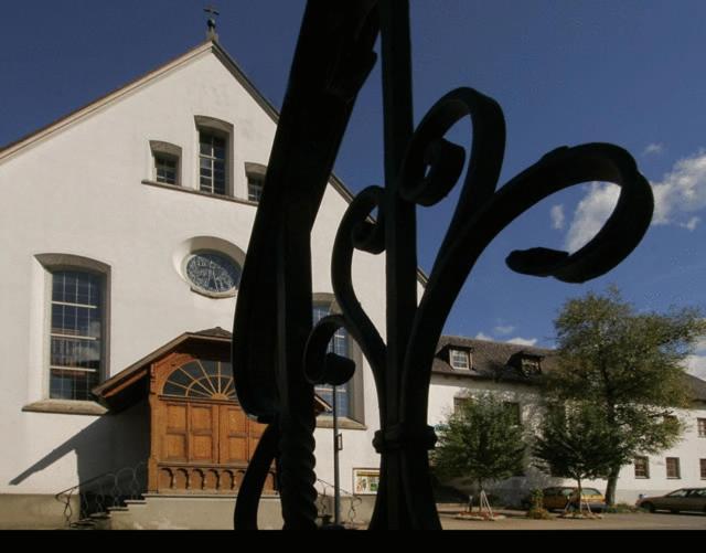 Seminar- Und Gaestehaus Im Kloster Bezau Extérieur photo