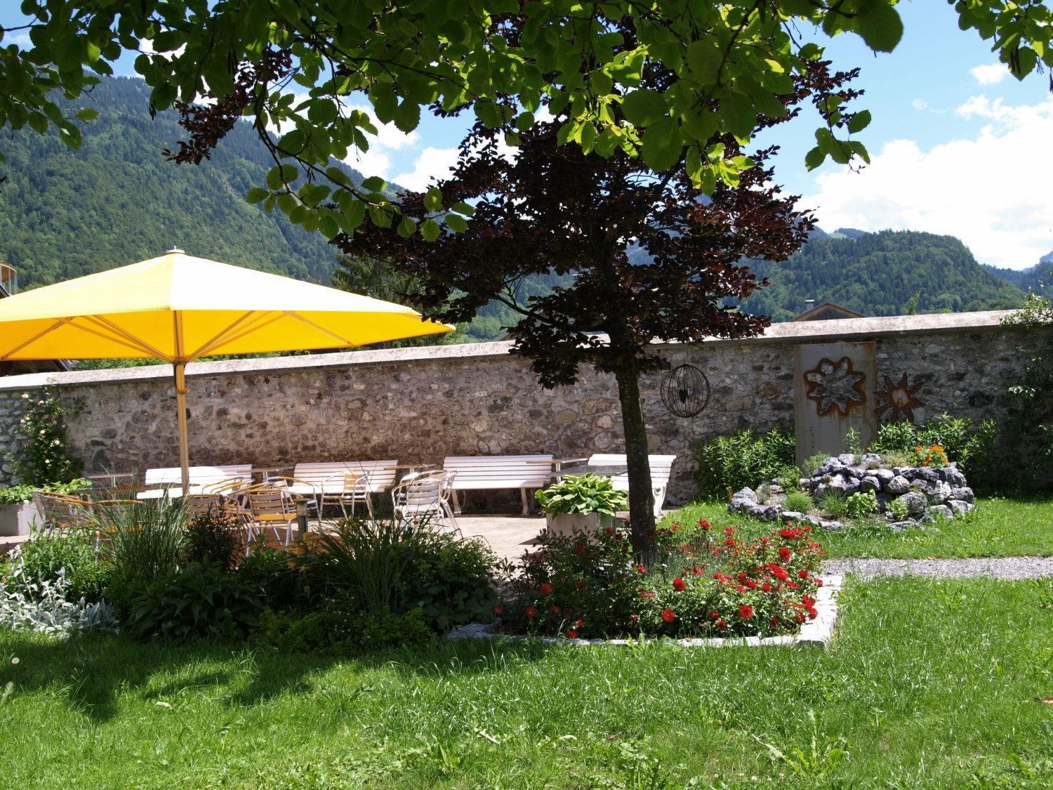 Seminar- Und Gaestehaus Im Kloster Bezau Extérieur photo